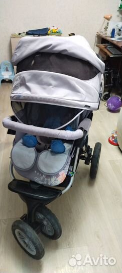 Прогулочная коляска