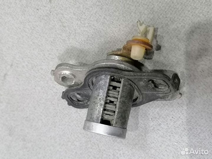 Личинка замка багажника Byd F3 2006-2013