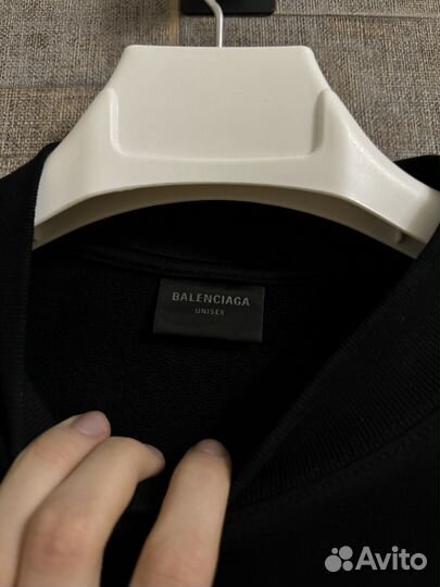 В Наличии balenciaga reversable logo свитшот