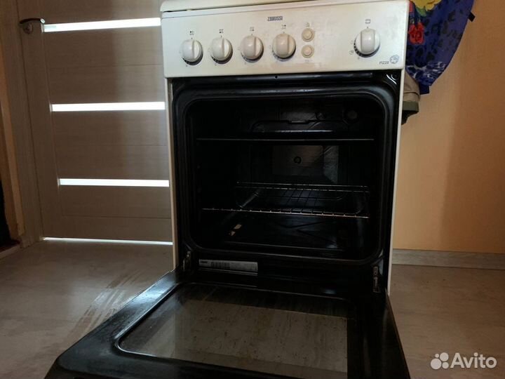 Газовая плитаzanussi электроподжиг