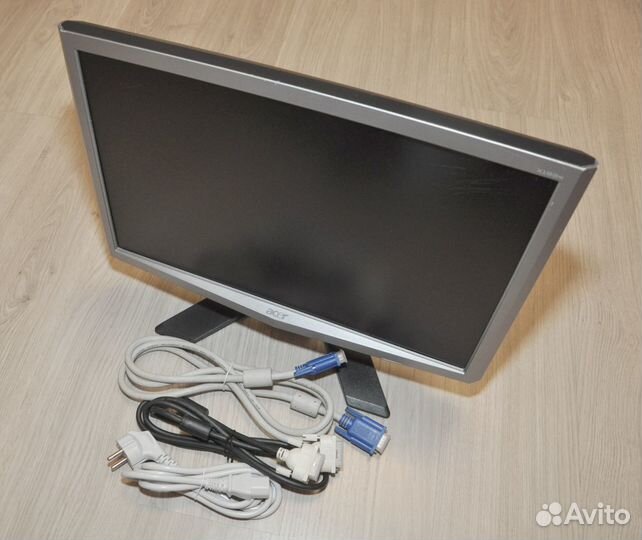 Монитор LCD CRT Samsung