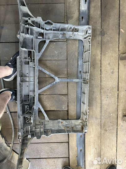 Передняя панель (телевизор) мазда 3 bk 2006