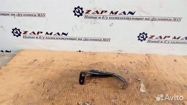 Держатель левый Man Tgl
