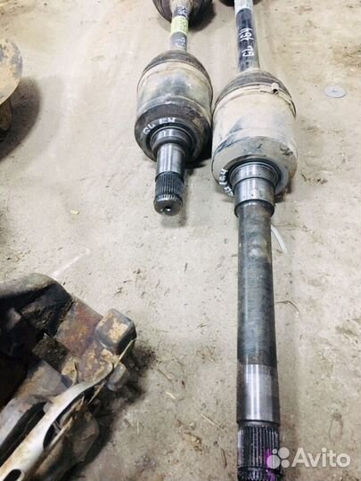 Полуось Mercedes w164