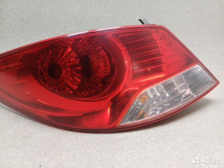 Фонарь задний левый Hyundai Solaris 1 1.6 G4FC MT