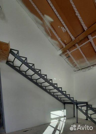 Лестница металлическая каркас под зашивку