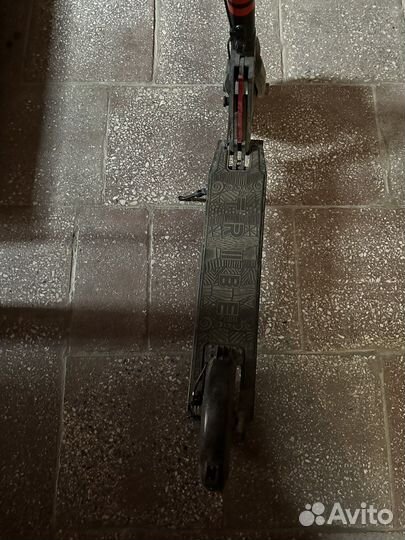 Самокат электрический.tribe