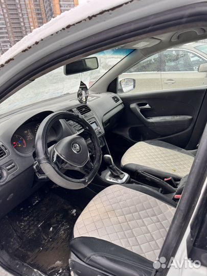 Volkswagen Polo 1.6 AT, 2016, 350 000 км