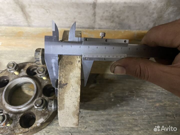 Проставки колесные 5х108