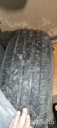 Michelin Pilot Sport 235/65 R17