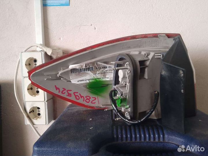 Правый задний фонарь