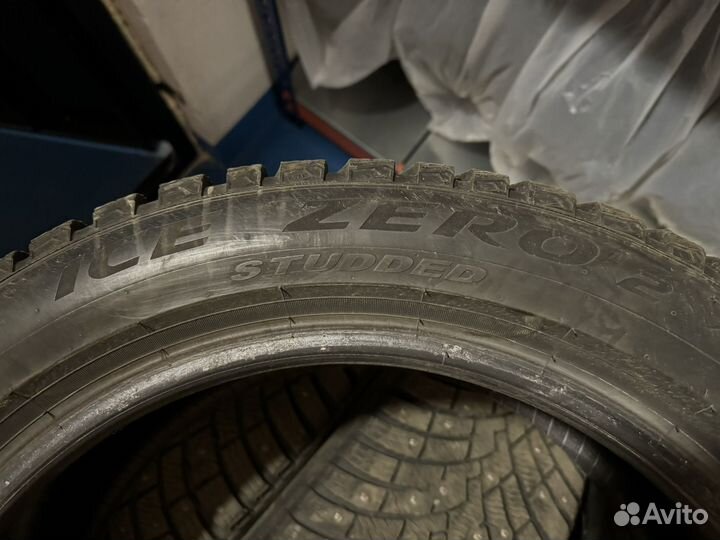 Pirelli Ice Zero 2 225/50 R17 98T