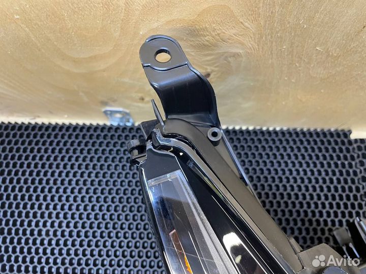 Правая фара Lexus NX рестайлинг