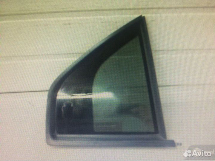 Стекло треугольное задней двери правое mondeo 3