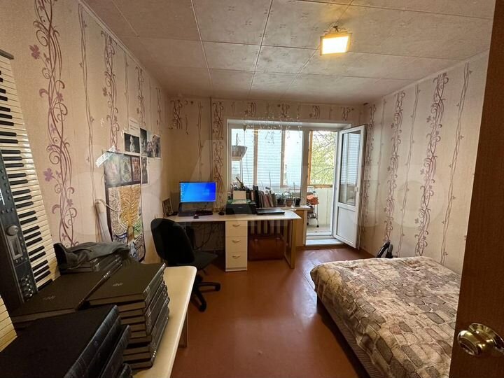 2-к. квартира, 46 м², 1/3 эт.