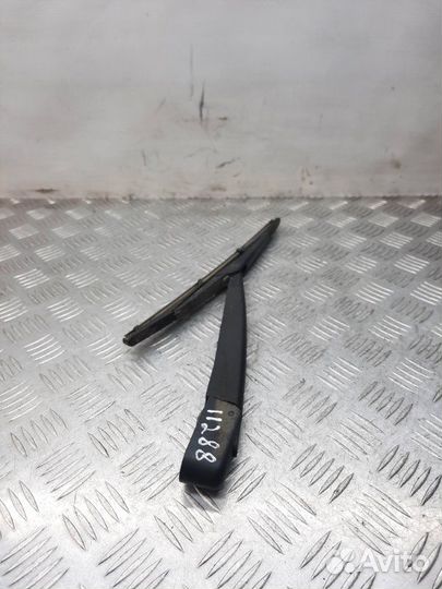 Щеткодержатели (поводок стеклоочистителя, дворник)