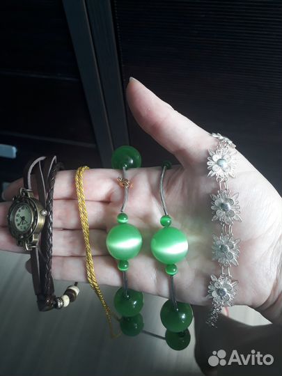 Бусики, серьги, браслеты