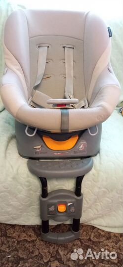 Японское поворотное автокресло Carmate Kuru 0-18кг