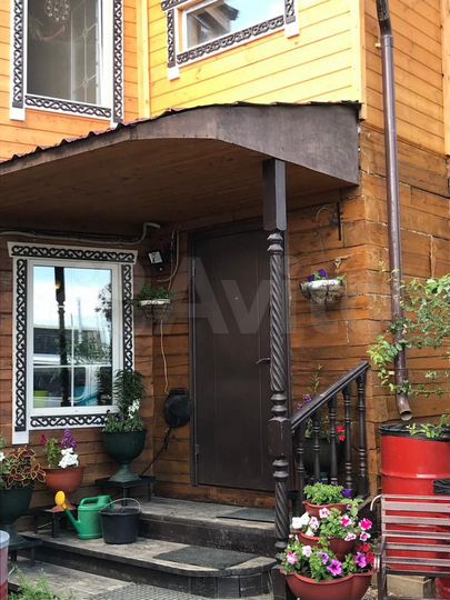 Дом 162,6 м² на участке 7,1 сот.