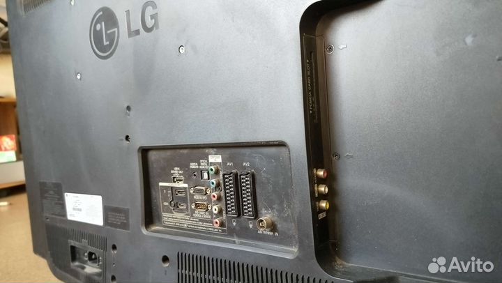 Телевизор LG 32 дюйма