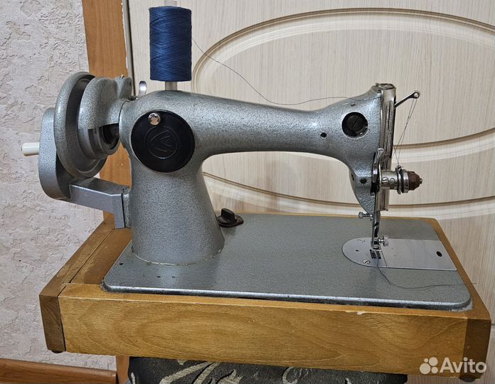 Швейная машина подольск ручная