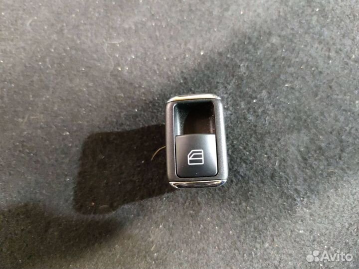 Кнопка стеклоподъемника двери Mercedes-Benz