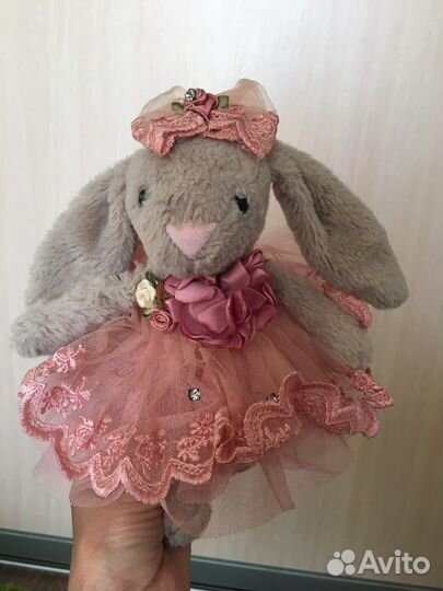 Зайка плюшевая игрушка