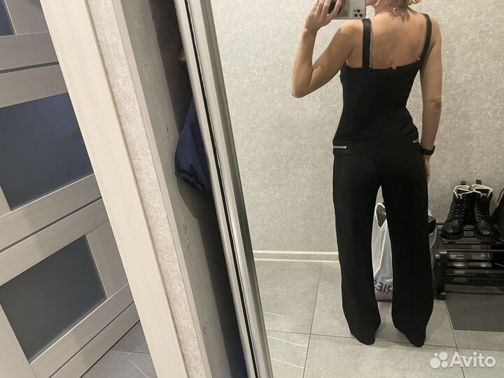 Комбинезон женский