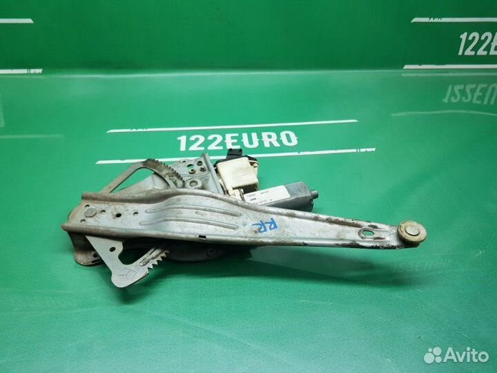 Стеклоподъемник задний правый Toyota Corolla