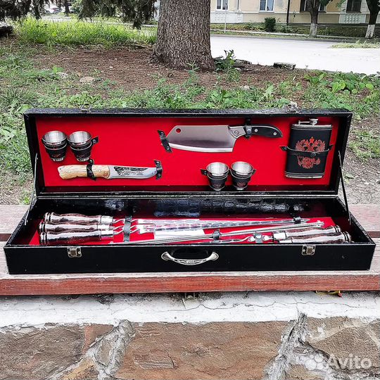 Шашлычный набор № 8 подарочный в кейсе