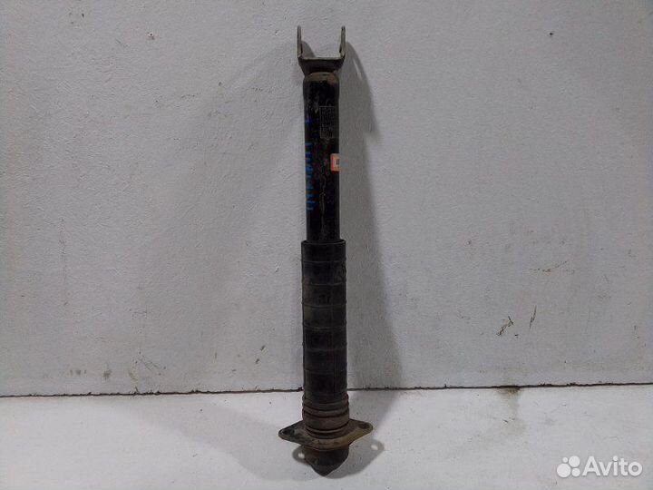 Амортизатор задний задний Infiniti G35