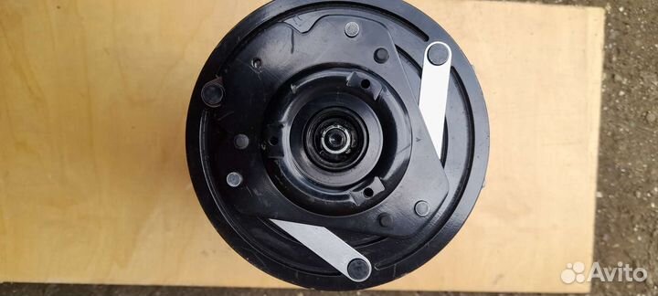 Компрессор кондиционера chevrolet или Daewoo