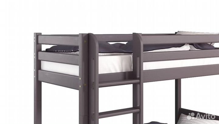 Двухъярусная кровать 