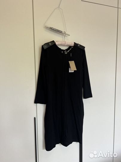 Новое платье шерсть Burberry