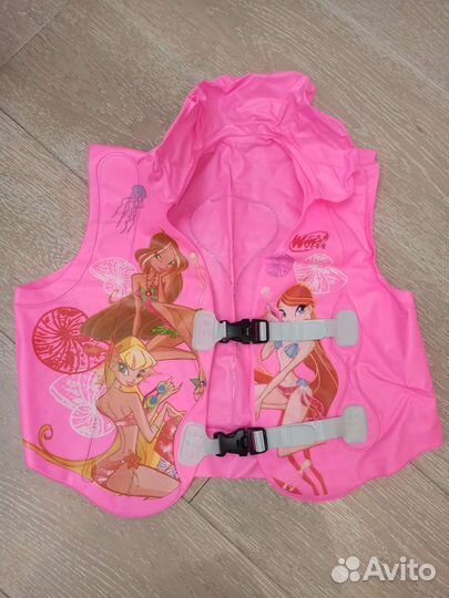 Жилет, круг, нарукавники для плавания