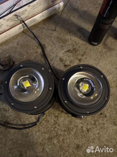 Acorn LED 40 D150 5000K with tempered glass