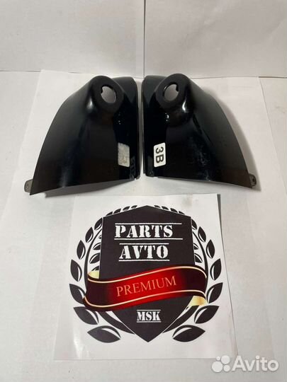 Нижняя накладка зеркал Infiniti QX80 Nissan Patrol