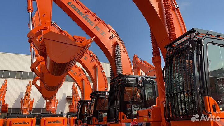 Гусеничный экскаватор Lonking CDM6550, 2023