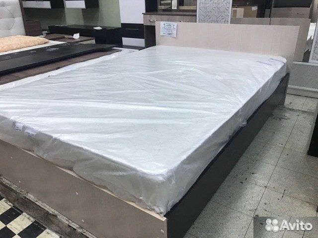 Гарнитур спальный