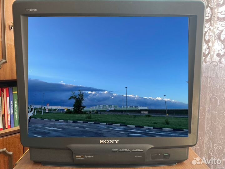 Телевизор Sony Trinitron