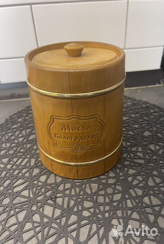 Бочонок деревянный и бочонок расписной