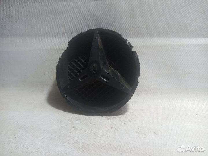 Эмблема решетки радиатора передняя Mercedes