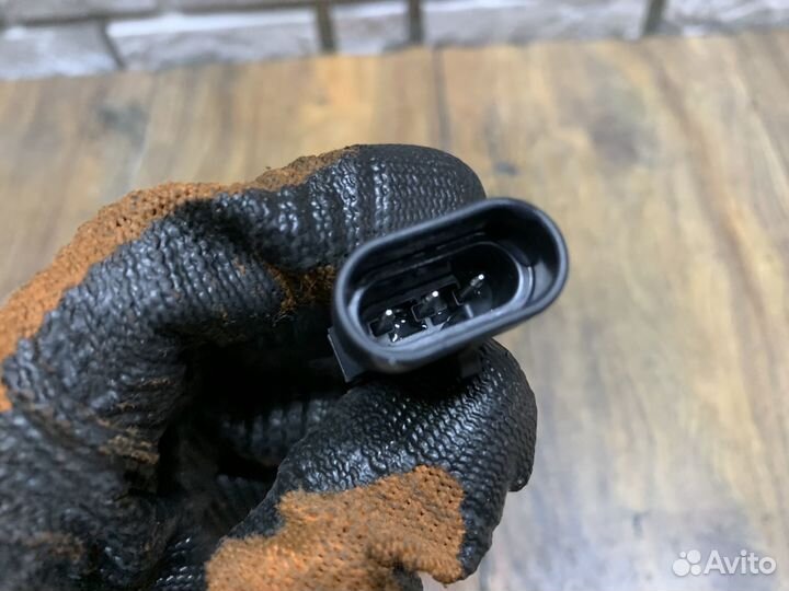 LADA Vesta Датчик давления воздуха 1,6л H4M