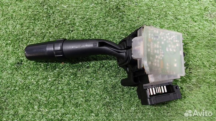 Подрулевой переключатель стеклоочистителя Toyota