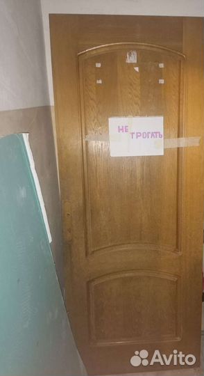 Дверь входная деревянная бу