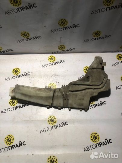 Бачек омывателя Ford Focus 2 sida 1.6 2008