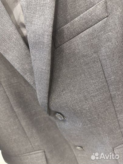 Пиджак для мальчика (новый ) 140/146