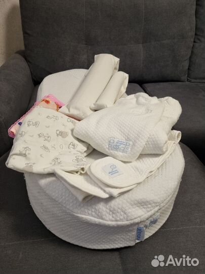 Кокон зевушка и мобиль Fisher price