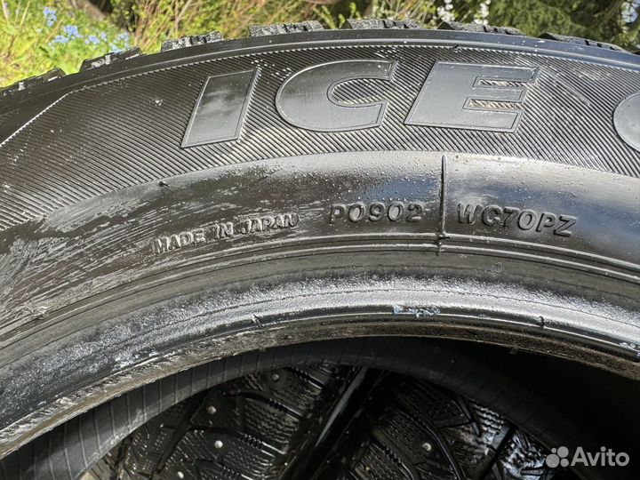 Bridgestone Ice Cruiser 7000 205/60 R16 92T