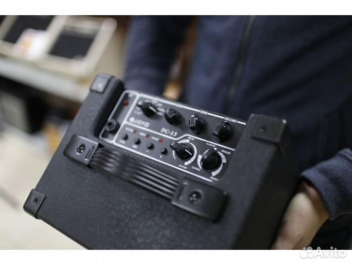 Joyo DC-15 комбоусилитель с эффектами для электрог